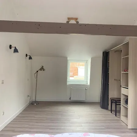 Apartment Spacious House In - 2 Bedrooms